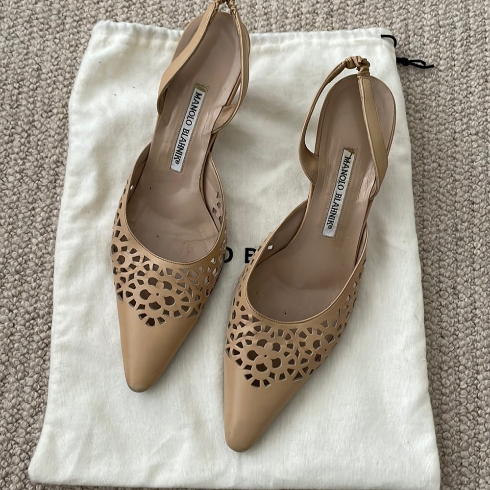Tan Manolo Blahnik